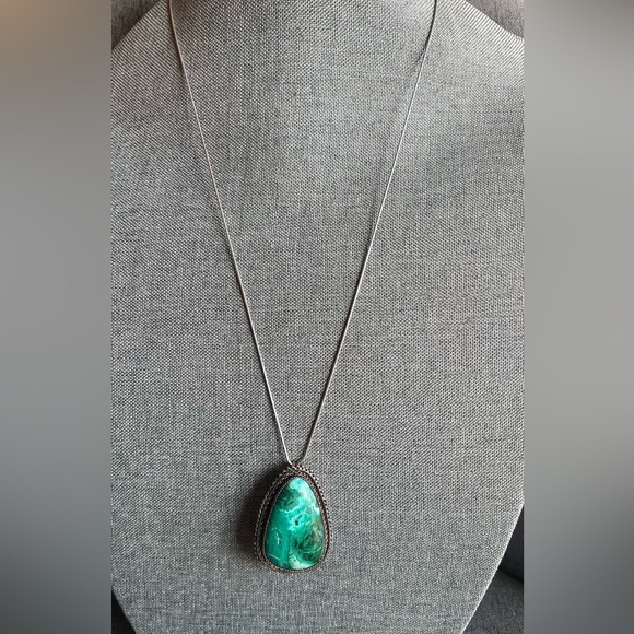 🔥Host Pick🔥Large Israel Eilat Stone Pendant Necklace Sterling Green Turquoise 2” - Picture 1 of 12